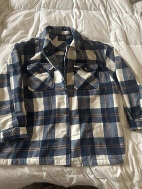 Men's Blue and Cream Plaid Lightweight Shirt Jacket